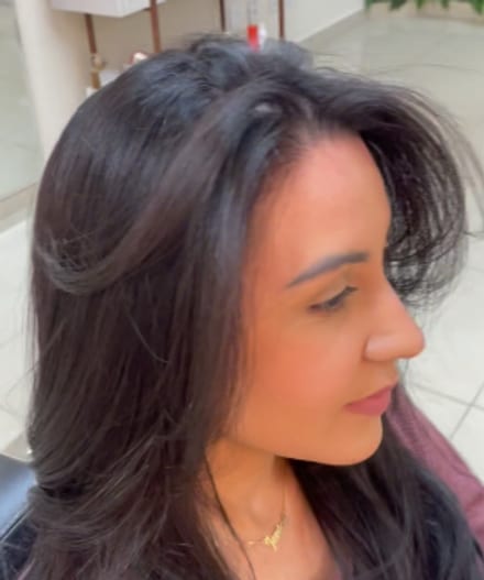 Cabelo finalizado no salão do Morena Café
